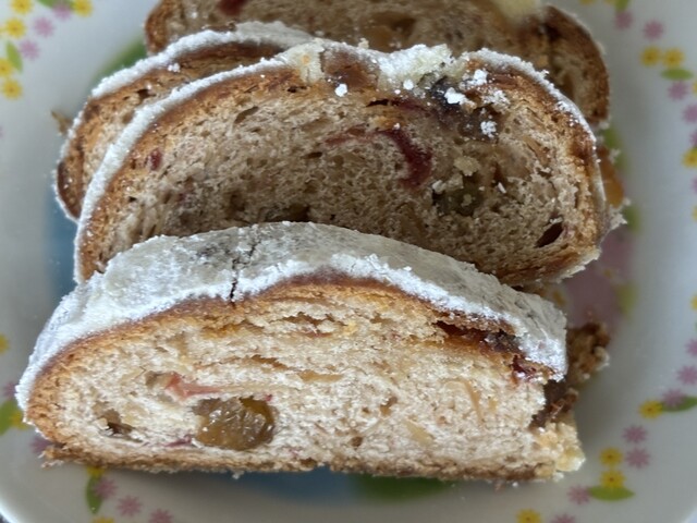 フルーツ屋さんのシュトーレン！』by ジャッピー : 横浜水信