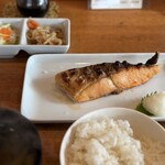 焼魚と家庭料理　つばき食堂 - 