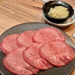 焼肉ホルモン 稲田 - 