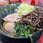 とらきち家 光 - ラーメン（のり・きくらげ・薬味ネギよー）