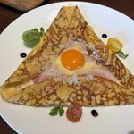 CAFE AUX BACCHANALES - 