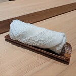 神田錦町 鮨たか晴 - おしぼり2本目