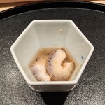 神田錦町 鮨たか晴 - 大間の赤ナマコ