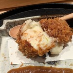 神田錦町 鮨たか晴 - 車海老のクリームコロッケ　断面