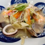 リンガーハット - イカやアサリはふっくら、野菜はシャキシャキよ