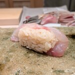 神田錦町 鮨たか晴 - シャリ