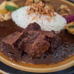 Da.uchi Curry - 和牛ネックのビーフカレー