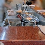 豚骨醤油ラーメン 王道家 - 