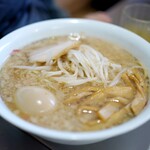 ラーメンの店 ホープ軒 - 玉子入り