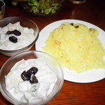 紅茶屋さん - お替りのﾀｰﾒﾘｯｸﾗｲｽとﾗｲﾀ（ｾﾛﾘとﾘﾝｺﾞときゅうり）