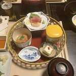 和食しゃぶしゃぶ かごの屋 - 御膳・右側