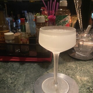 口コミ一覧 : ゼクト バー ジーゼ （ZEK，BAR，X・Y・Z．） - 焼津