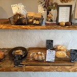 天然こうぼぱん とことこ - ほぼほぼ、1個づつ鹿、無かったYO〜(≧∀≦)