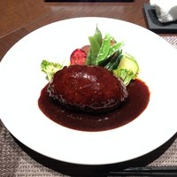 北新地 福多亭 The Ukai - ランチのハンバーグ