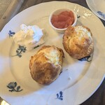 カフェ・ル・プティ・ニ・トロワ - 