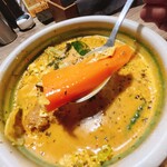 アジアンスープカリー べす - 2024/11  にんじんも甘い！