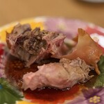 anchoa - 子豚の丸焼き　後ろ足
