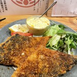 はすのうてな - 豪快アジフライw自家製タルタルが嬉しい。