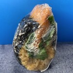 スーパーセンタートライアル - 横からだとタルタルソースも見えますね♪