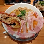 麺家 たけ田 - 伊勢海老付き伊勢海老の白湯そば