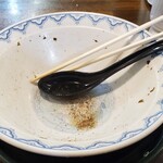 らぁめん優雅 - 完食完飲し底に沈んだ魚粉