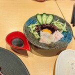 黄金寿司 - 鯨ユッケ