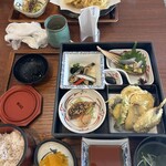 お食事処 カモ井寿司 - 