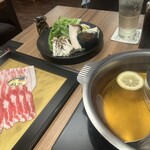 しゃぶしゃぶ我那覇 - 島黒（しまくる）、おでまし。こちらはバラ。