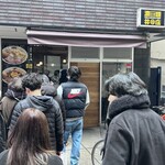 濃菜麺 井の庄 - 店内4名店外10名