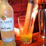 柳小路 まるうめ - ラムを足します