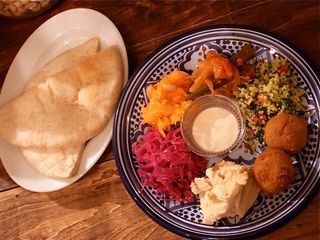 渋谷で妄想世界旅行 その2 1 000円で世界中の絶品ランチを食べつくそう 食べログまとめ