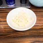 中華そば わた辺 - 刻み玉ねぎ