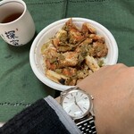 やきとりたけちゃん - 焼鳥丼の肉増し^ ^