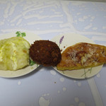 アミール - （左から）枝豆とクリームチーズの塩パン、カレーパン、ブリオッシュ・カネル