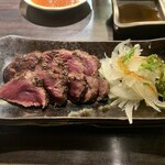 肉の雷橋 - ダチョウ刺し