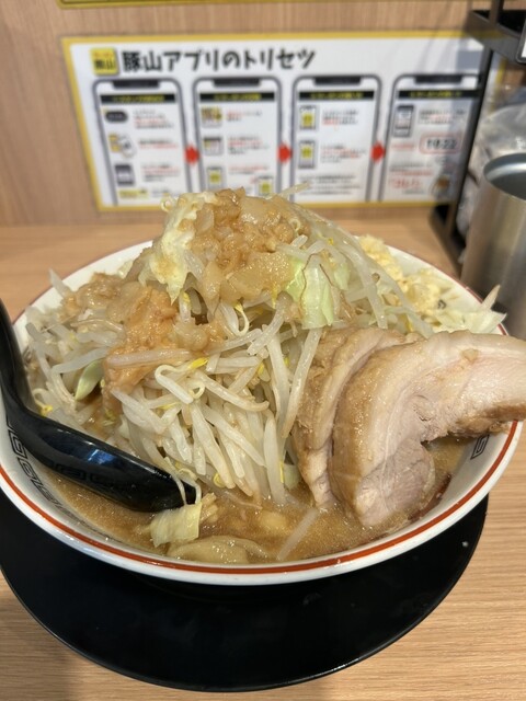 大阪二郎様 大阪は十三にある二郎系のラーメン屋さんにやってきました！』by