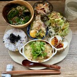 メメントモリ - 一汁三菜ごはん ¥1400