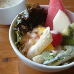 海岸通りCafe - 日替わりランチのサラダ