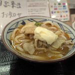 丸亀製麺 - 俺たちのガリバタ豚汁うどん