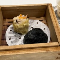 水綾閣 - トリュフ入り小籠包と広東焼売