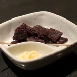 DEN - 自家製ビーフジャーキー