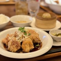 正宗広東私房菜サワダ 梅田エスト店 - 油淋鶏セット　1346円