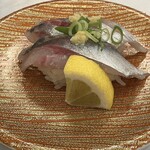 活魚廻転寿し 水天 - あじ