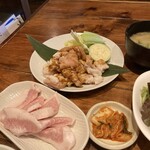 銀しゃり焼肉 直球カルビ - 