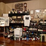 THINK - 店内