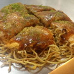 きんさい家 - 肉エビ玉そばシングル（1080円）