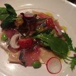 富士屋本店グリルバー - アジのカルパッチョ、昆布のジュレで