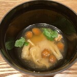 はらまさ - なめこ・油揚げ・三つ葉の　味噌汁
