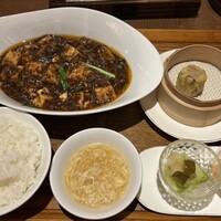 正宗広東私房菜サワダ 梅田エスト店 - 