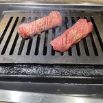 焼肉 六甲園 - 噛めば噛むほど旨味が出ました